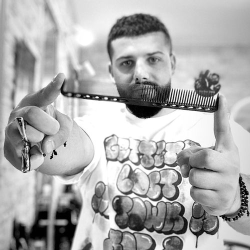 Ionuț Cristian - trainer GEO Barbershop Academy